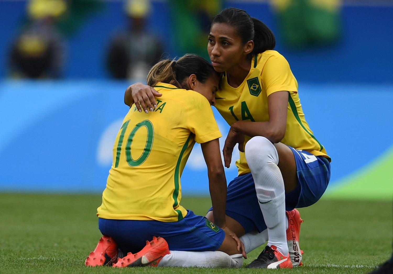 Seleção feminina de futebol perde o bronze para o Canadá - GP1