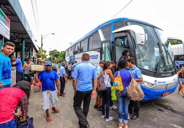 Rodoviária dos pobres localizada  na br 343