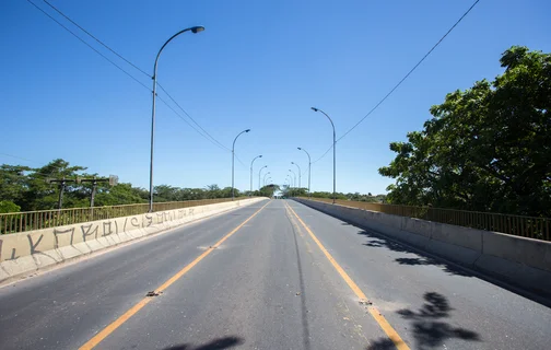 Ponte da primavera interditada