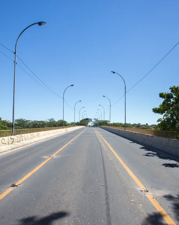 Ponte da primavera interditada