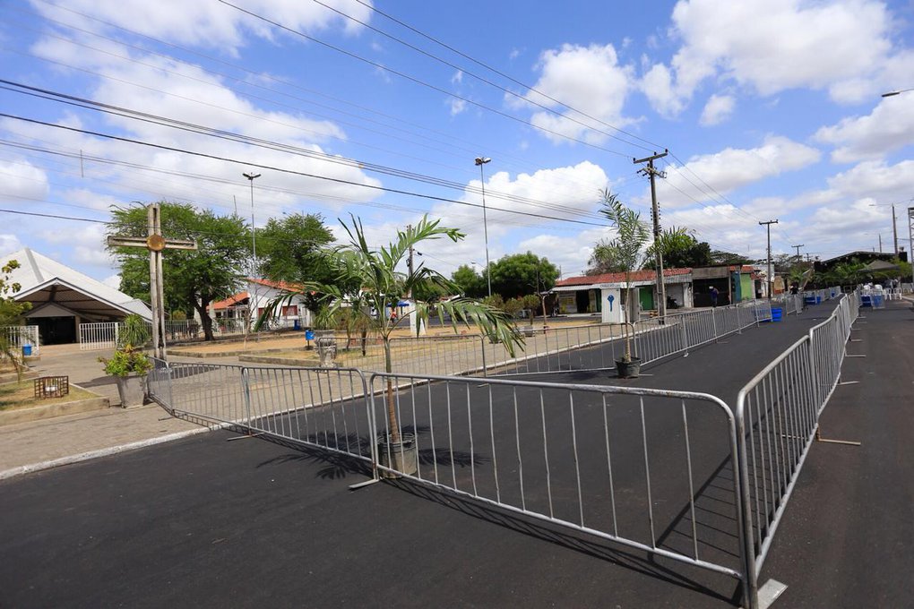 Strans interdita Avenida Duque de Caxias no bairro Primavera - GP1