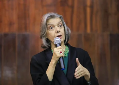 Ministra Cármen Lúcia