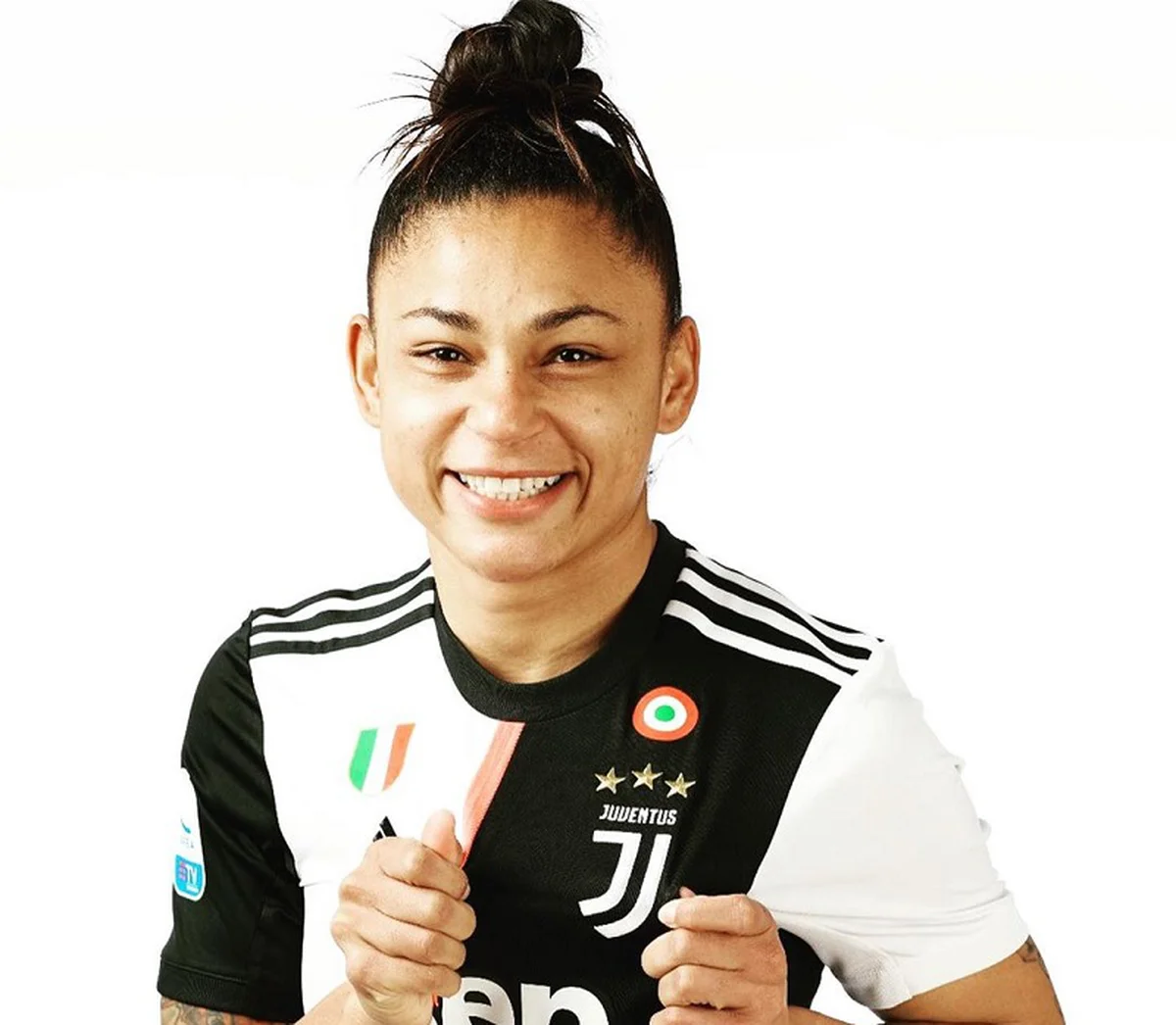 Maria Alves troca o Santos pela Juventus, onde será a primeira jogadora  brasileira, futebol feminino