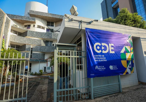 Coletiva de imprensa no Centro de Divulgação das Eleições no TRE-PI