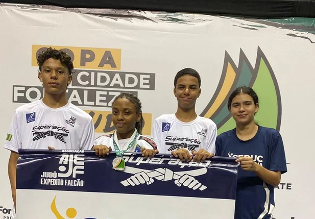 Alunos do Projeto Superação brilham na Copa Fortaleza de Judô 2024