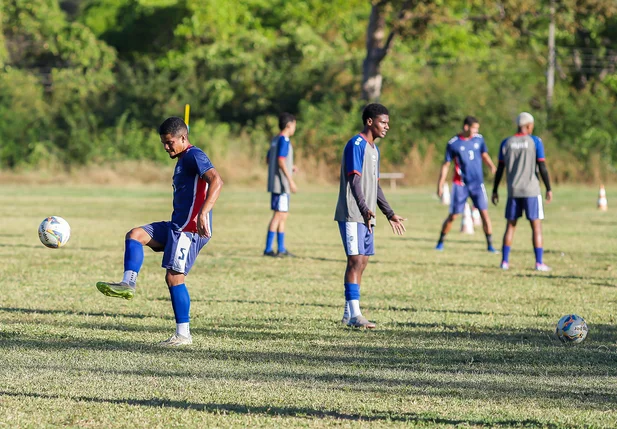 Treino do Piauí Esporte Clube em Teresina