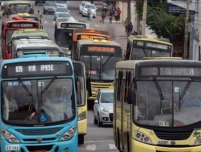 Ônibus coletivos voltam a circular em São Luís