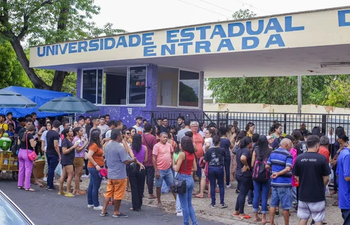 Enem 2024: estudantes comparecem ao primeiro dia de provas no Piauí