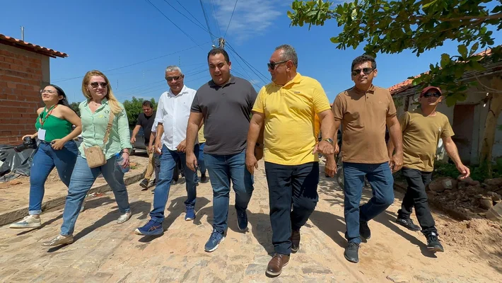 Prefeito Geraldim entrega obras e revitaliza Bertolínia